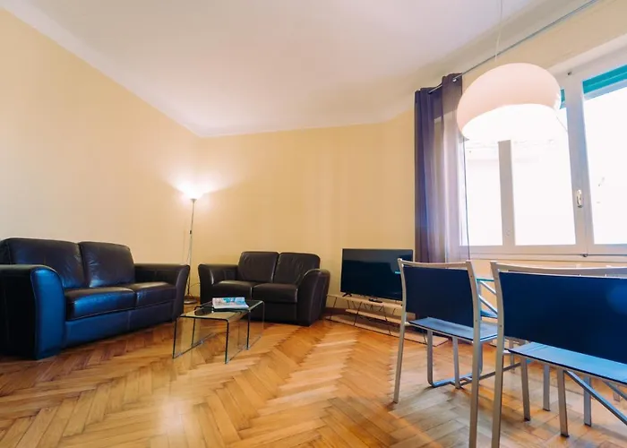 Elegant Apartment In The Center By Wonderful Italy